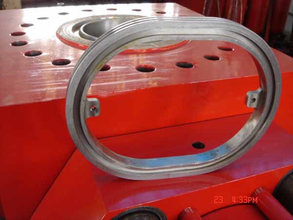 Floating Sealed Blowout Preventer
